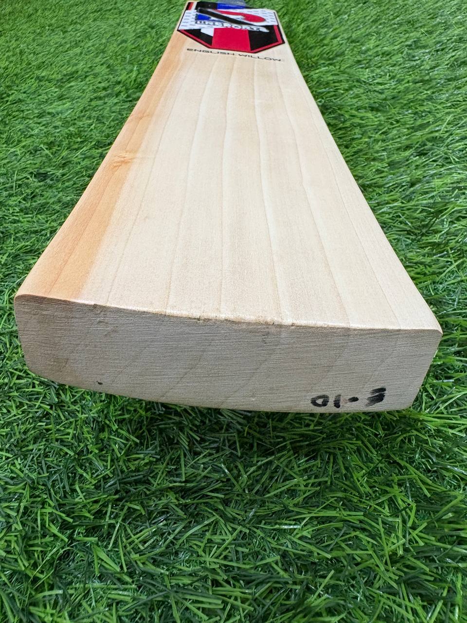 Duckbill King Profile English Willow Grade 1 Cricket Bat