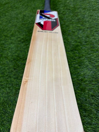 Duckbill King Profile English Willow Grade 1 Cricket Bat