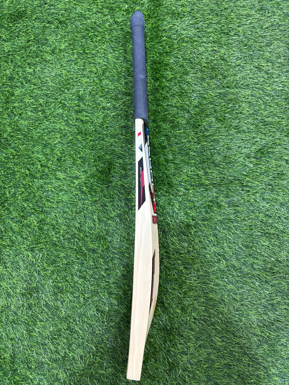 Duckbill King Profile English Willow Grade 1 Cricket Bat